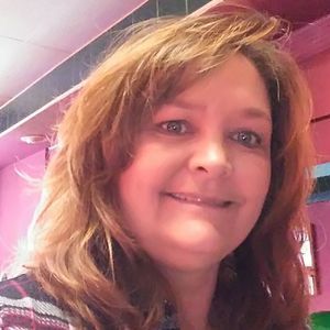 Meet your Posher, Dawnette